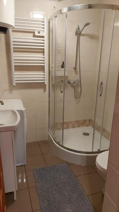 Dom Na Ponidziu Z Basenem * Wislica